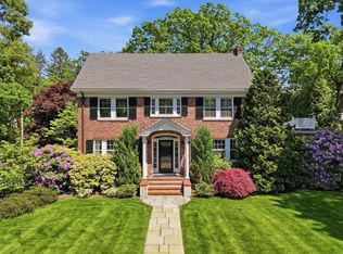 80 Hollingsworth Ave, Braintree, MA 02184