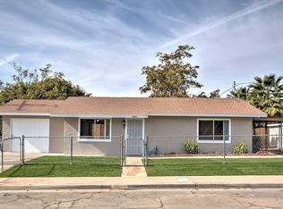 881 Park Way, Lake Elsinore, CA 92530