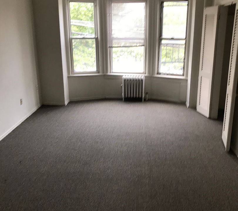 1st image of 1165 E State St #5