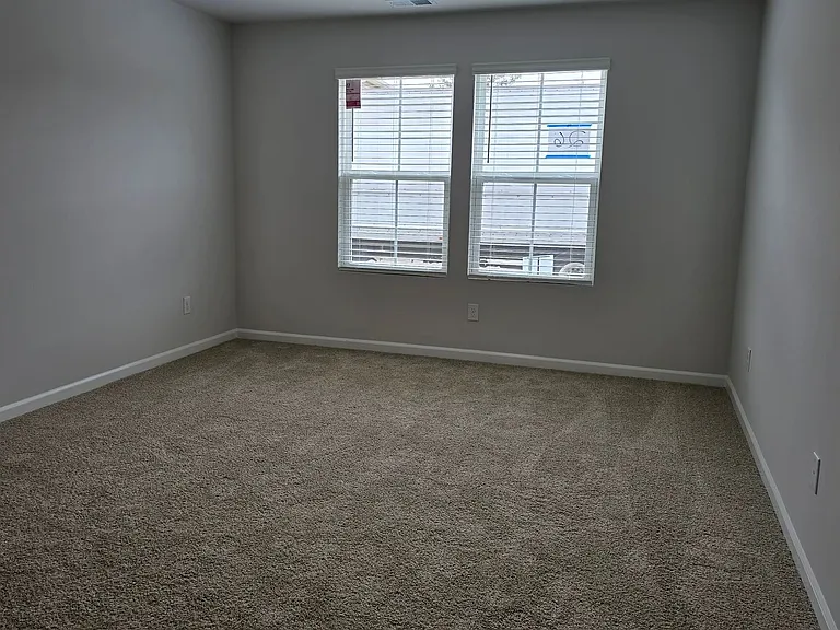 7091 Woodline Dr SW — Photo 4