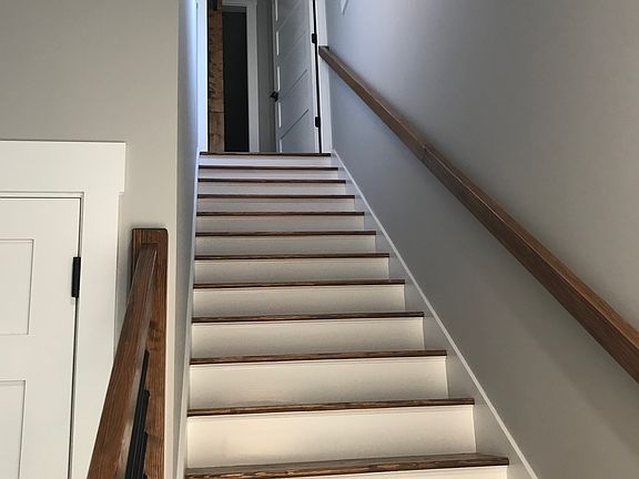 3rd image of 4387 Benefield Rd