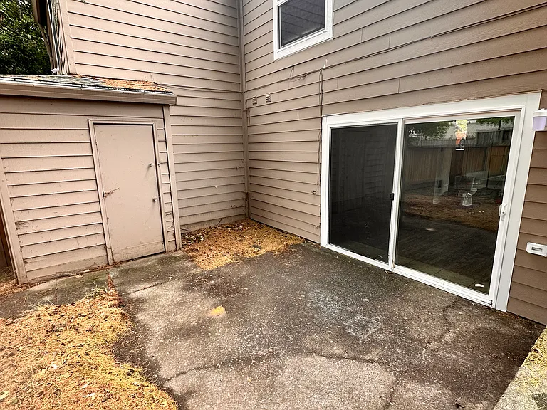 9984 SW Garrett St — Photo 22