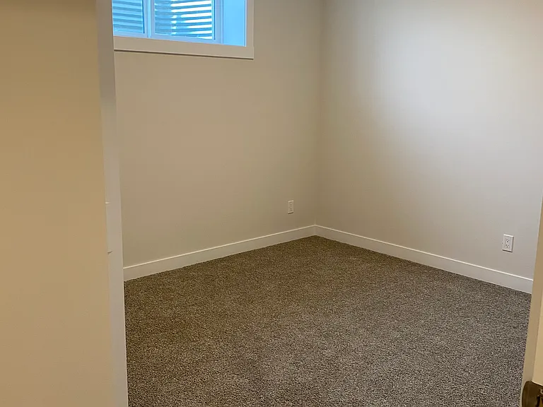 146 Rowley Gate NW #1 — Photo 7