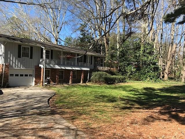 2nd image of 128 Brookwood Dr