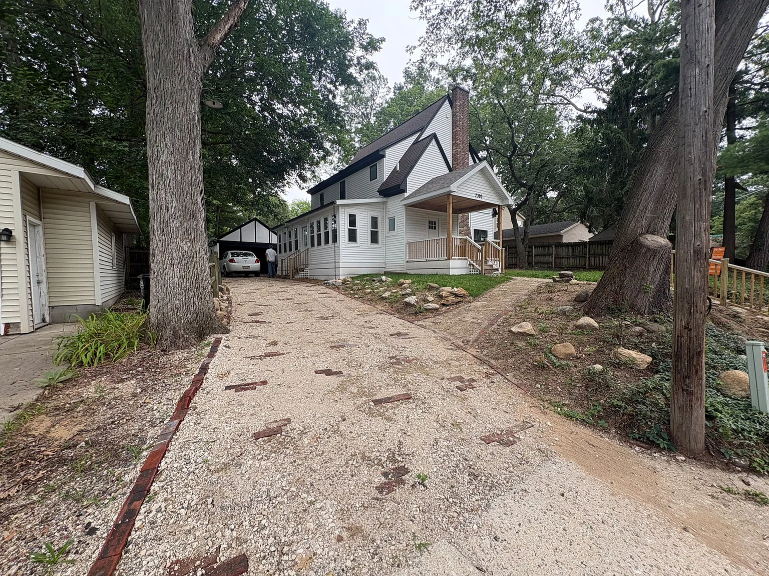 2390 Crestview Drive SW - 1 — Photo 4