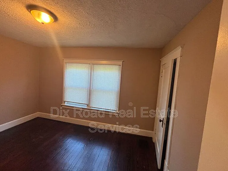 424 Shafor St — Photo 23