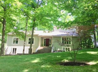 950 Tillson Dr, Zionsville, IN 46077