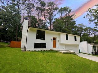 5023 Rockborough Trl, Norcross, GA 30071