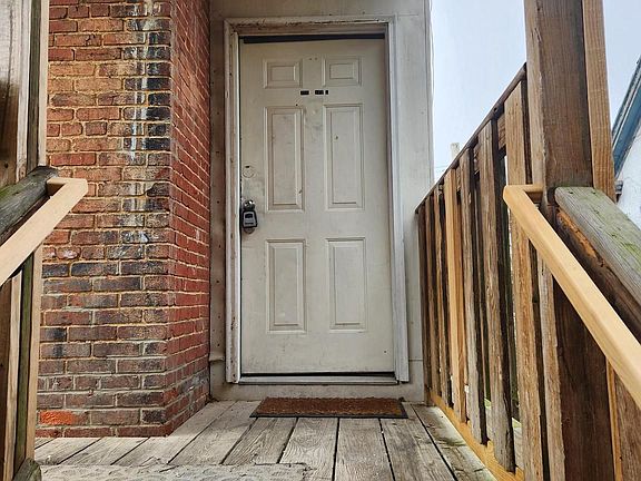 3rd image of 316 S Potomac St #2