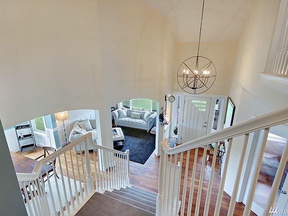 3rd image of 17009 135th Avenue Ct E