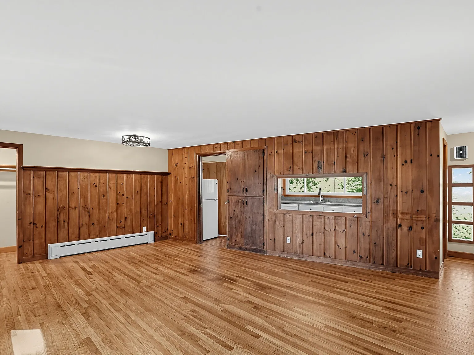 2 bed, 934 sqft, $3,500 — Photo 4
