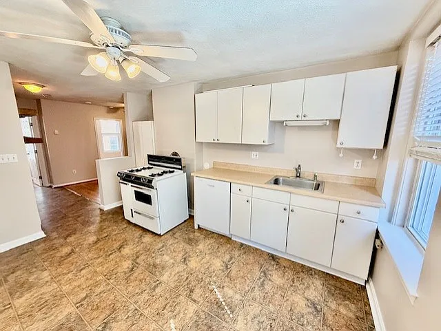 2 Baldwin Pl #3L — Photo 3
