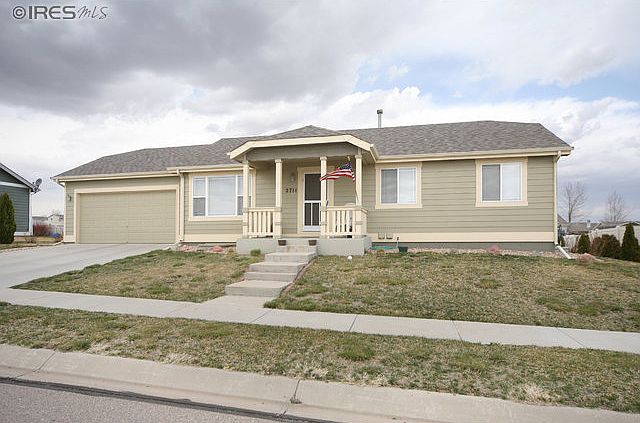 1st image of 2711 Bluebells Dr