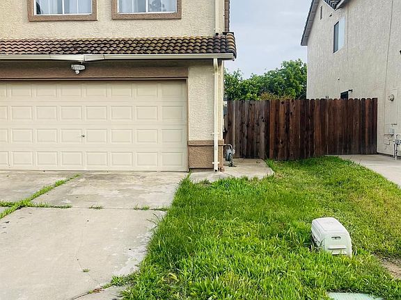 4th image of 1640 Southpointe Dr