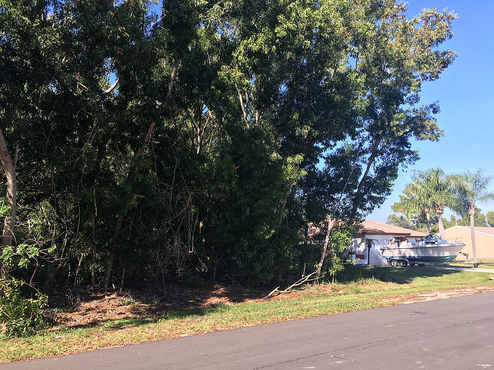 1st image of 2502 SE Rock Springs Dr