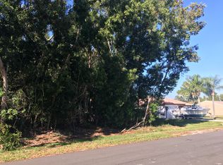 2502 SE Rock Springs Dr, Port Saint Lucie, FL 34952