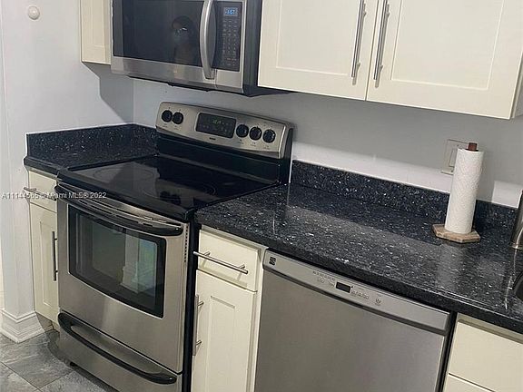 5th image of 20400 W Country Club Dr APT 105