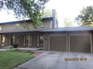 217 N Post Oak Rd, Wichita, KS 67206