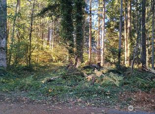 17621 N Beachside Dr SE, Yelm, WA