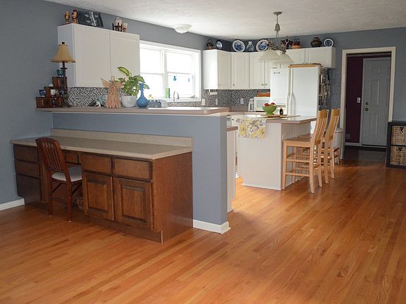 4th image of 12426 Danielle Dr