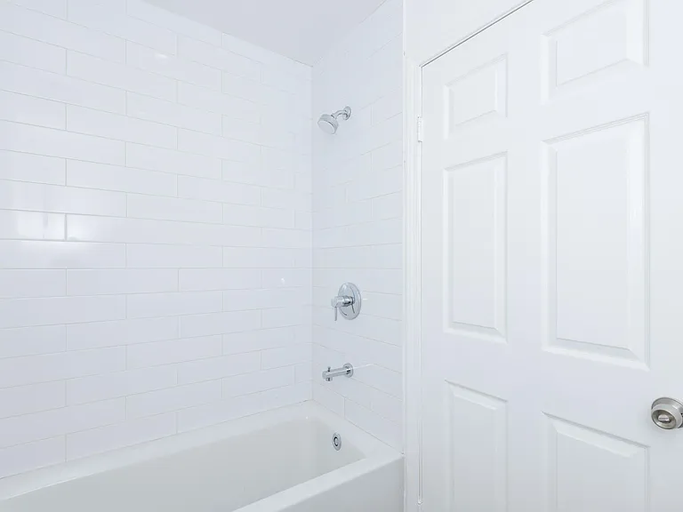 1555 S Bundy Dr #202 — Photo 11