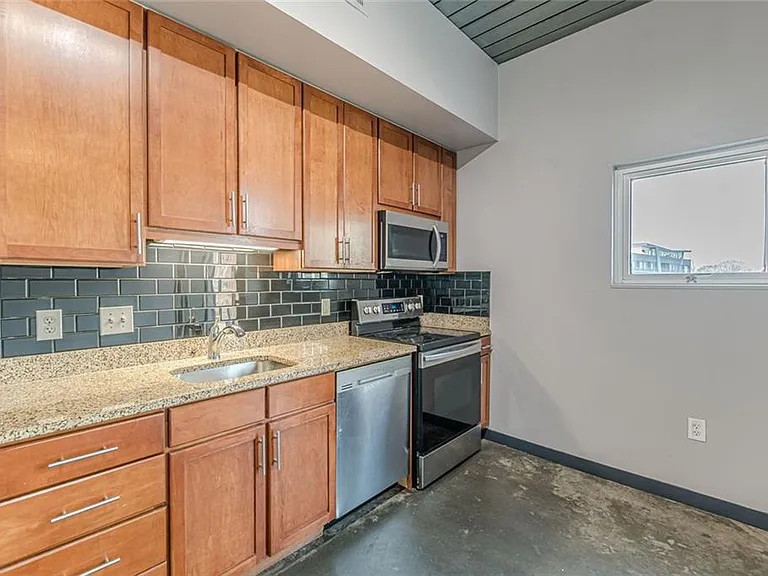 620 Glen Iris Dr NE #501 — Photo 45