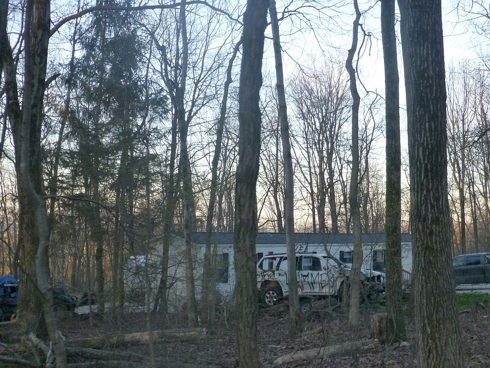 1st image of 454 Quarry Rd