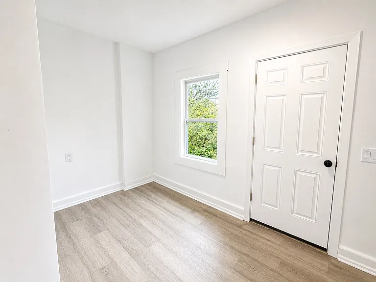 1825 Lakeview Rd #1 — Photo 20