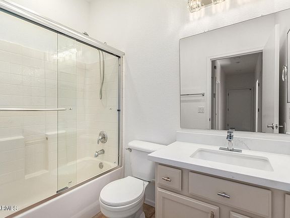 3rd image of 3 S Laveen Pl