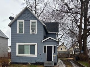 3053 W 105th St, Cleveland, OH 44111