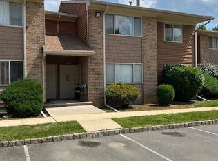 405 Cynthia Ct S, Princeton, NJ 08540