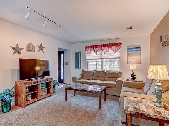 4th image of 417 Crown Point Dr