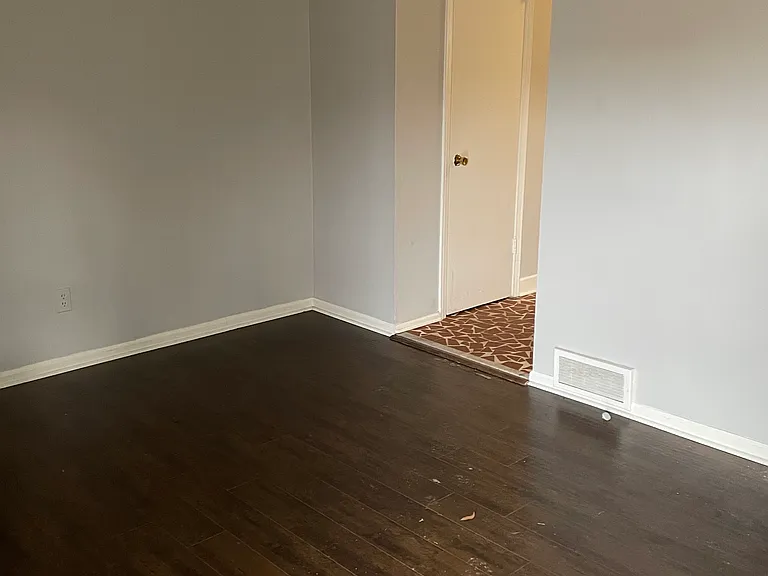 700 S Greer St #700 — Photo 7