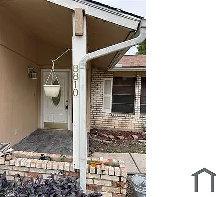3 bed, 1134 sqft, $1,900 — Photo 1