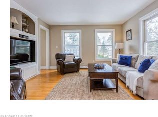15 Slocum Dr, Falmouth, ME 04105