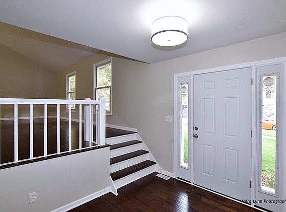 3rd image of 12 Juniper Dr
