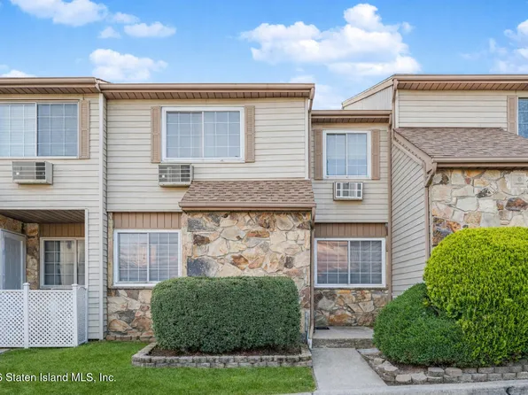 19 Tiger Ct, Staten Island, NY 10314