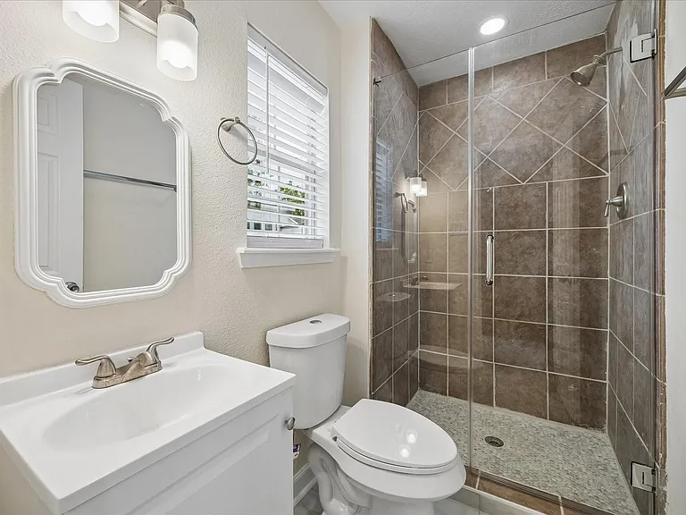 1109 Hays St — Photo 9