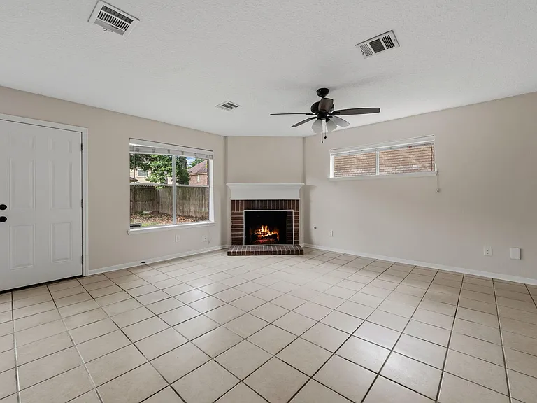 5819 Forest Timbers Dr — Photo 11