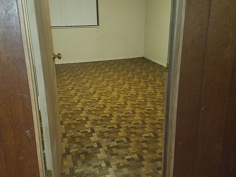 515 N Hagadorn Rd — Photo 9