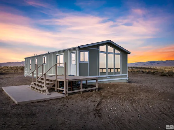 4970 E 4th St, Silver Springs, NV 89429