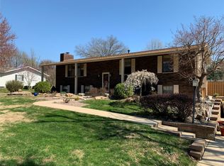 8 Glen Hollow Rd, Glen Carbon, IL