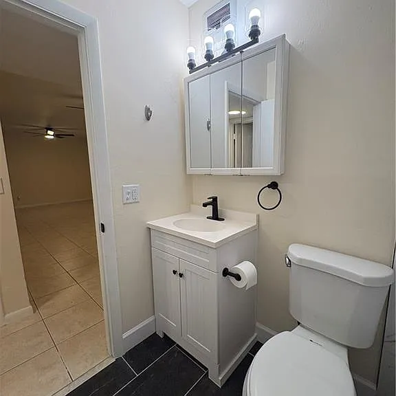 333 SE Martin Ave #1-F — Photo 12