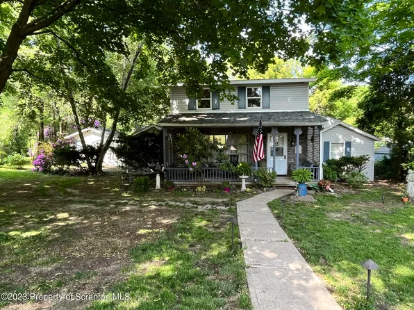 41 Oak St, Harveys Lake, PA 18618