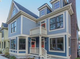 3232 SW 2nd Ave #8, Portland, OR 97239