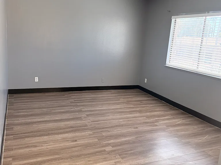 2619 Aracatuba Ave — Photo 11