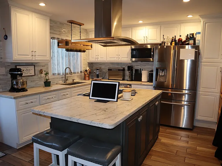6185 N Granite Reef Rd — Photo 1