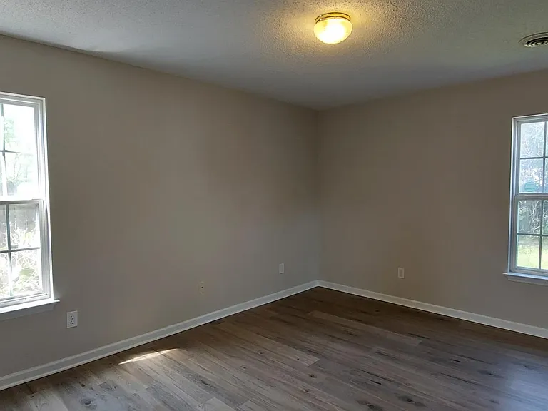 2106 Sapling Ct — Photo 16