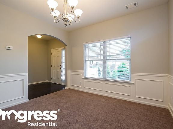 4th image of 5036 Manning Dr