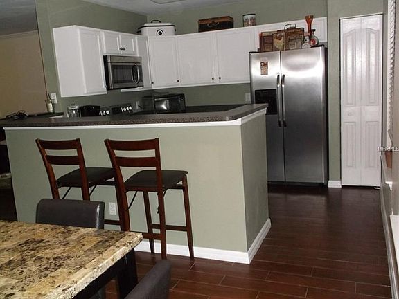 5th image of 1004 Siena Park Blvd W